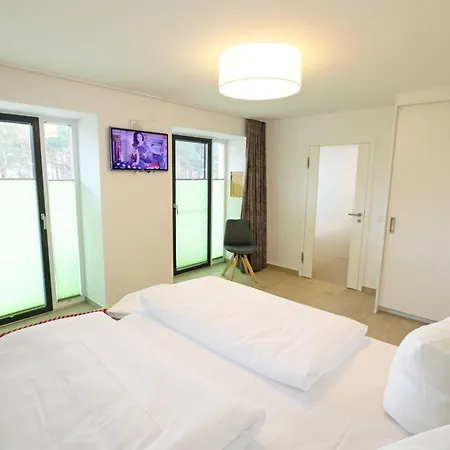 Haus Granitz Whg 03 Mit 2 Terrassen Und Sauna Binz