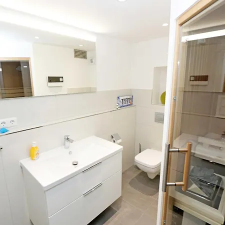 Haus Granitz Whg 03 Mit 2 Terrassen Und Sauna Apartmán *