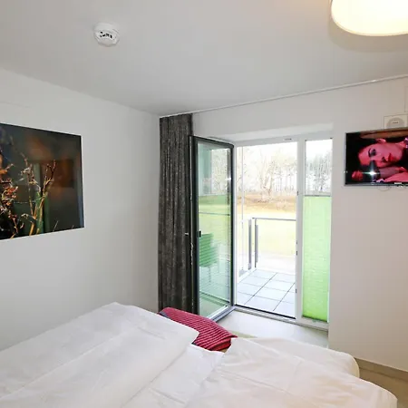 Haus Granitz Whg 03 Mit 2 Terrassen Und Sauna * Binz